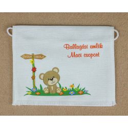   Maci csoport sarokmotívummal fehér színű vászon ballagó tarisznya